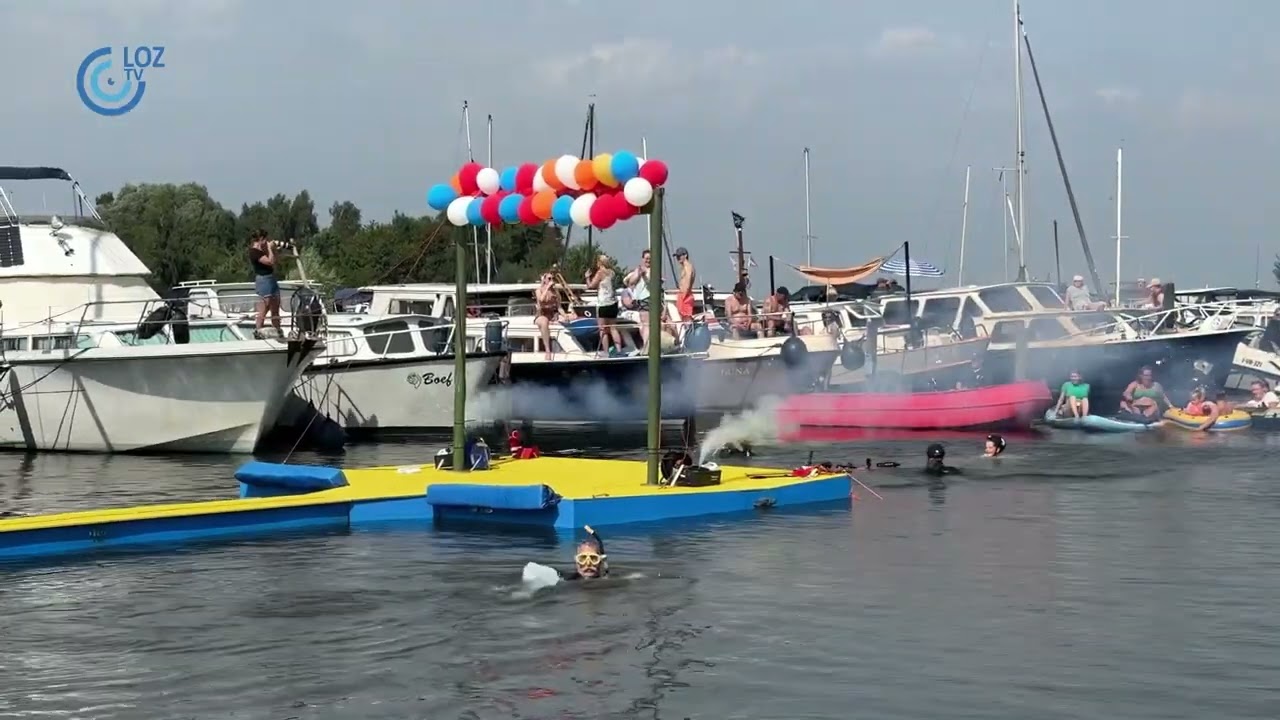 Waterspektakel ‘Fiets ’m erin’ bij RCN Zeewolde