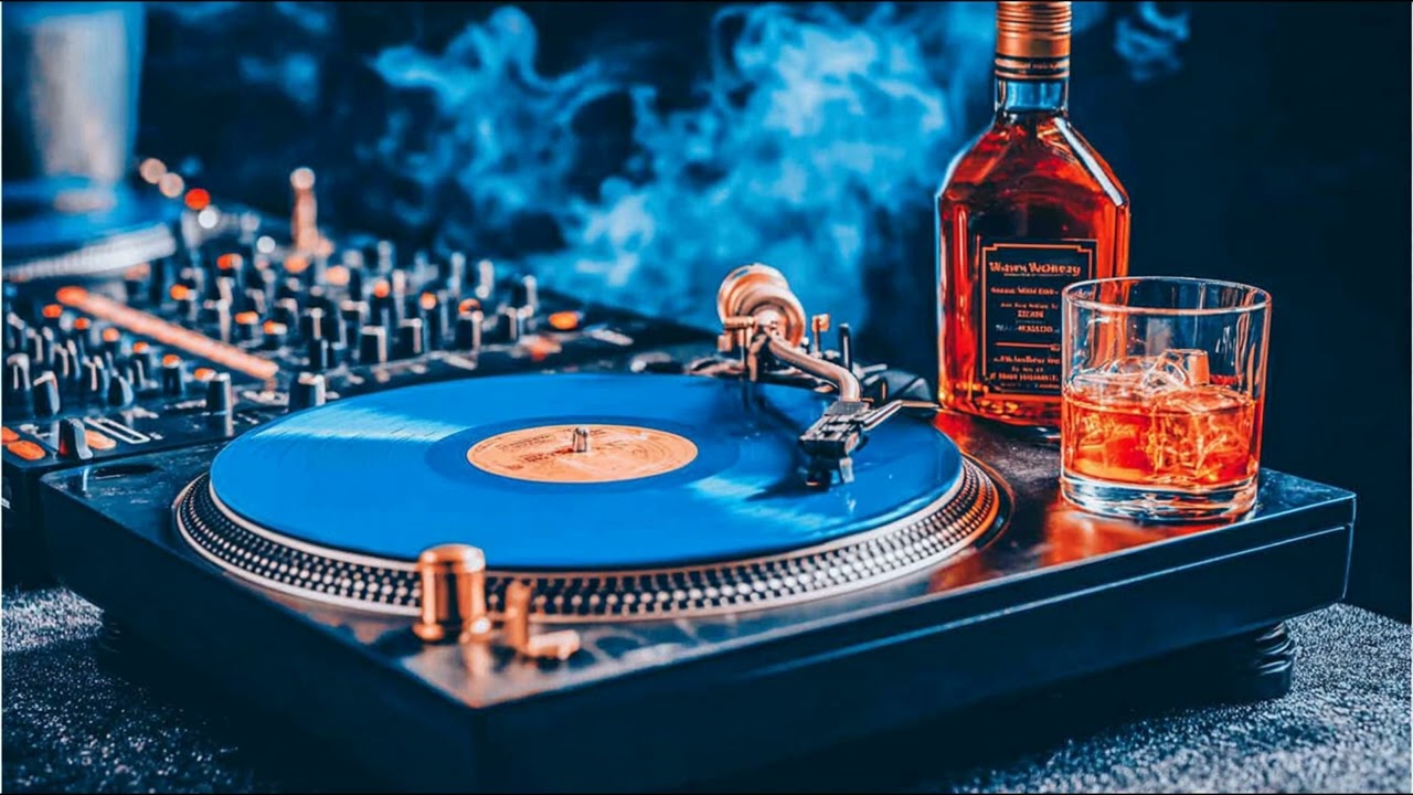 Silent Tavern Blues 🌙 Bourbon Guitar & Smooth Jazz for Midnight Study, Focus & Peaceful Ambience