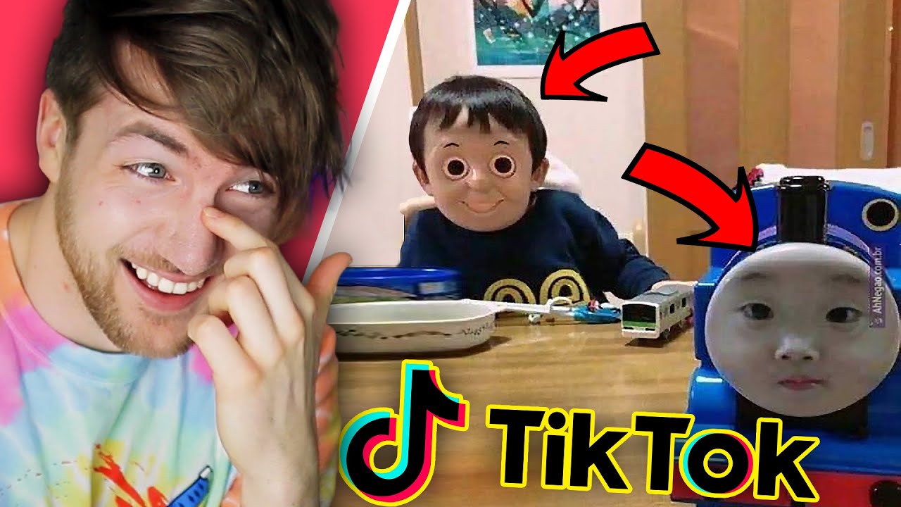 REVIEWING THE BEST TIKTOKS OF THE YEAR