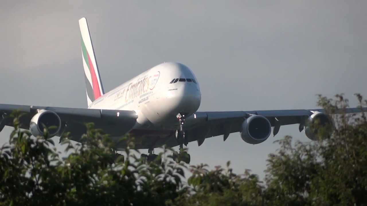 Emirates A380 Landing at New Tokyo International Airport
