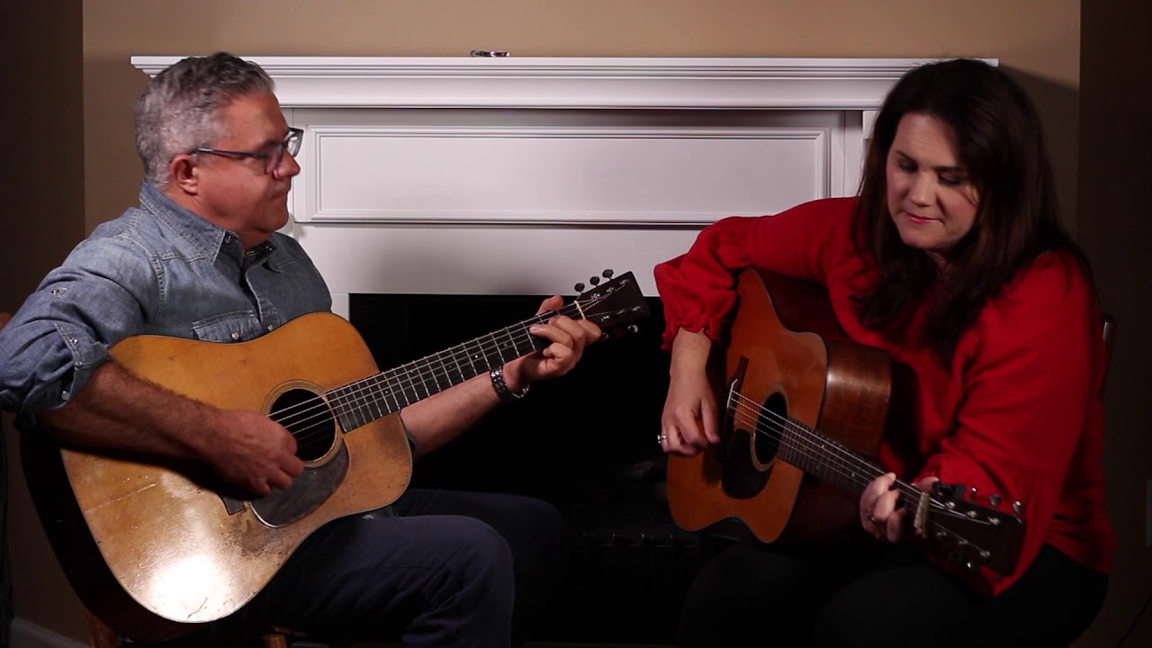 Kenny and Amanda Smith - Outside The Gate