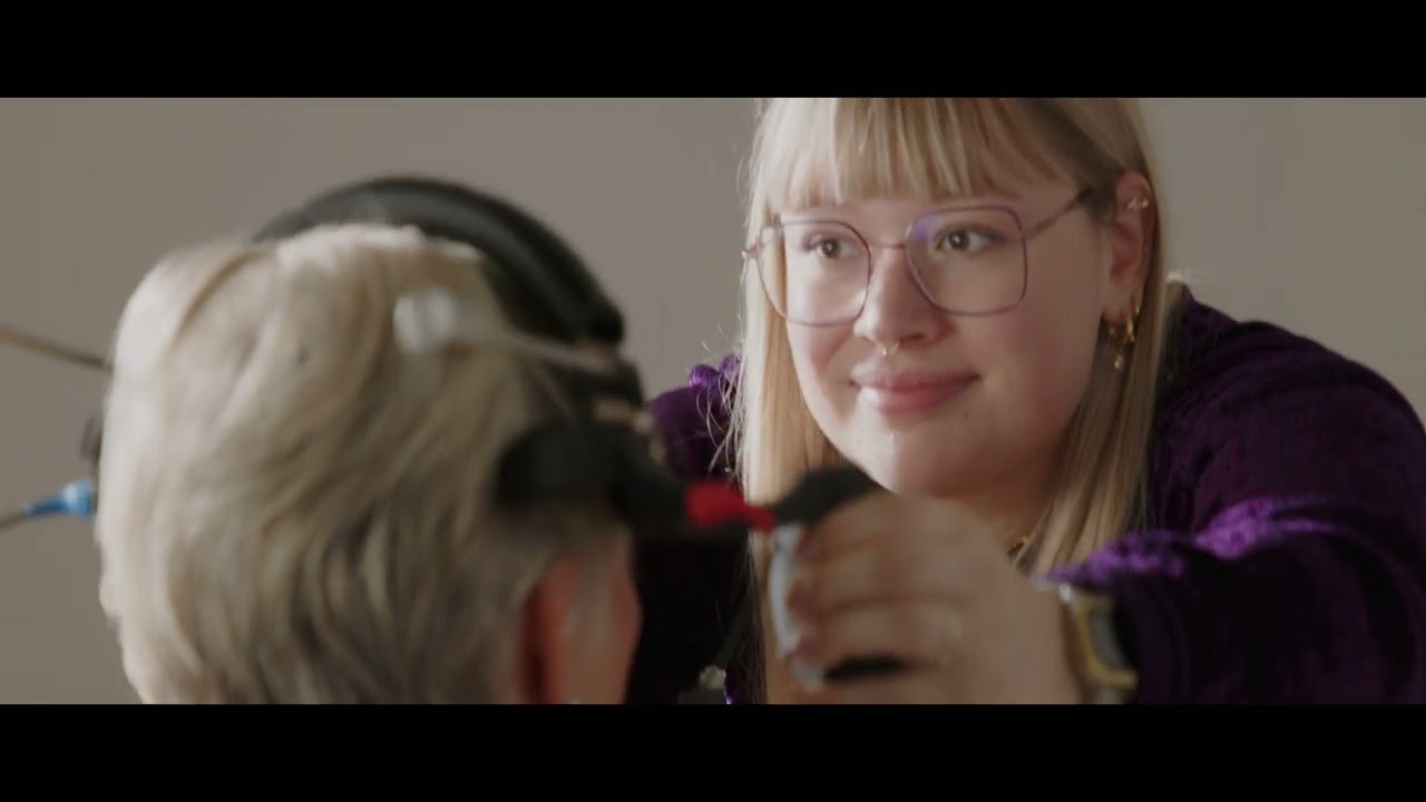 Meilleure Apprentie 2024 - Dana Stratmann, Die Brille