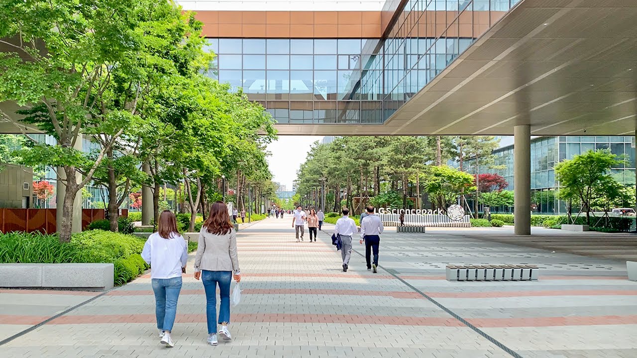 [4K] Lunch break at LG Science Park and Seoul Botanic Garden in Seoul Korea 서울 강서구 마곡역 사이언스파크와 서울식물원