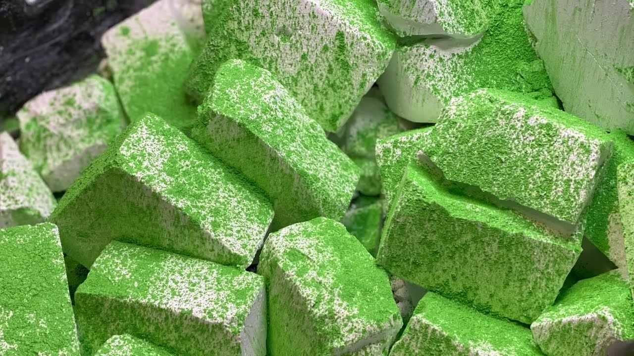 Green powder • 24 soft gym chalk blocks crumbling • Merry Christmas 🎄🎁