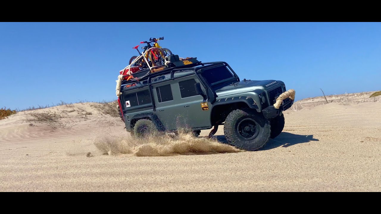 Landrover Defender Sand Bashing on Beach Dunes (Traxxas TRX4)