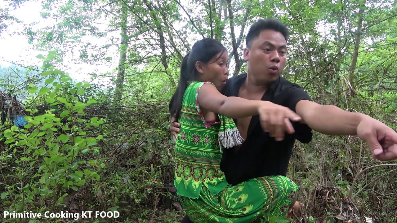 Catch Big Carp By Hand in Puddles - Hand Fishing Skills Catching Fish - Cooking Big Fish