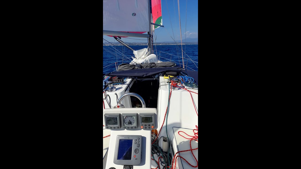 Corso di vela: Spinnaker,  abbattuta in solitario