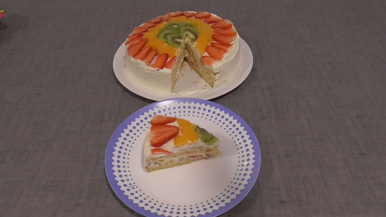 TARTA DE NATA, QUESO Y FRUTAS, CON BIZCOCHO BASICO.
