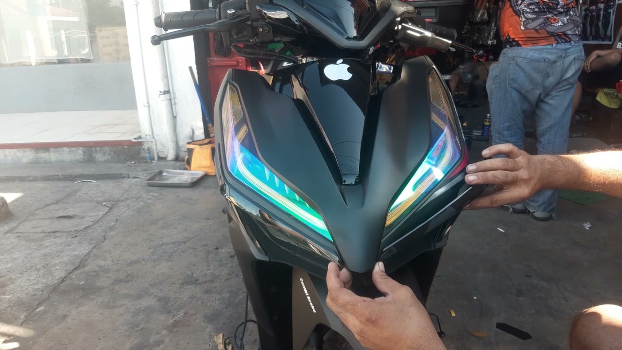 iwas most sa honda click panel, and 3 in 1 black garnish installation