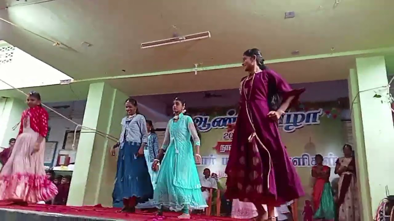 our school NADAR MAHAMAI HIGHER SECONDARY SCHOOL, 8th std girls performance 💃💃💃