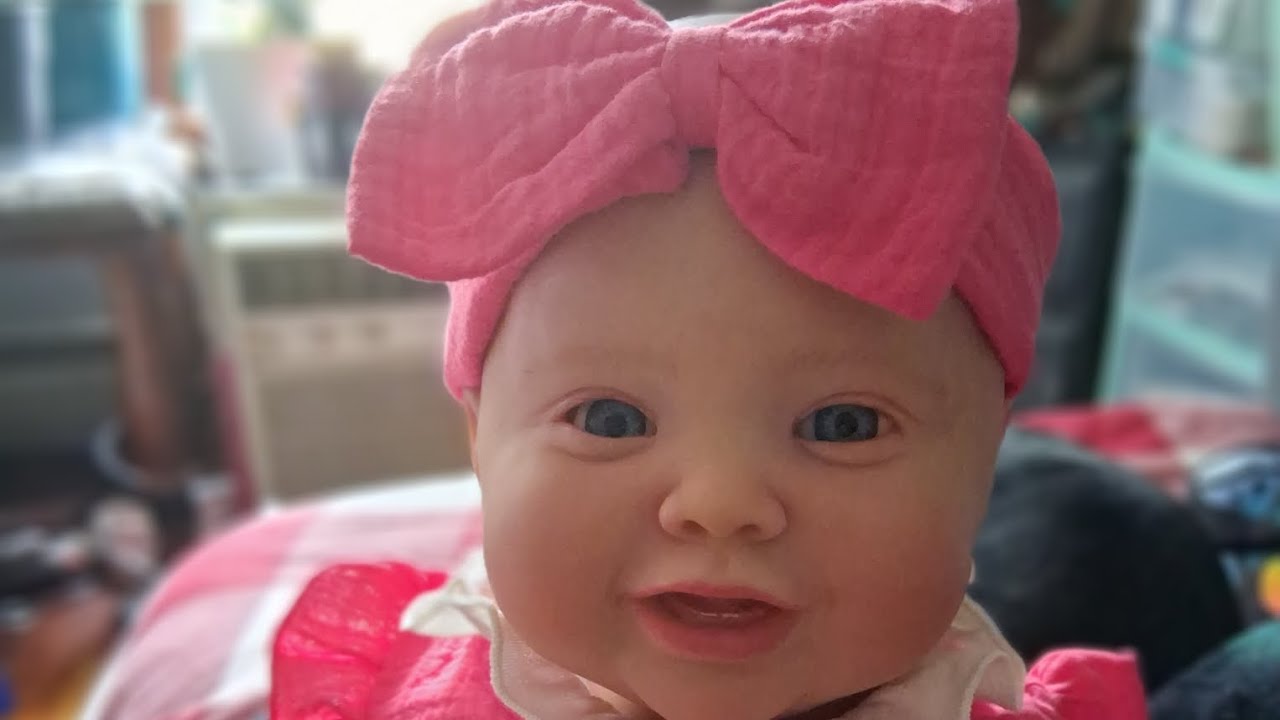 Change and chat with Sophie