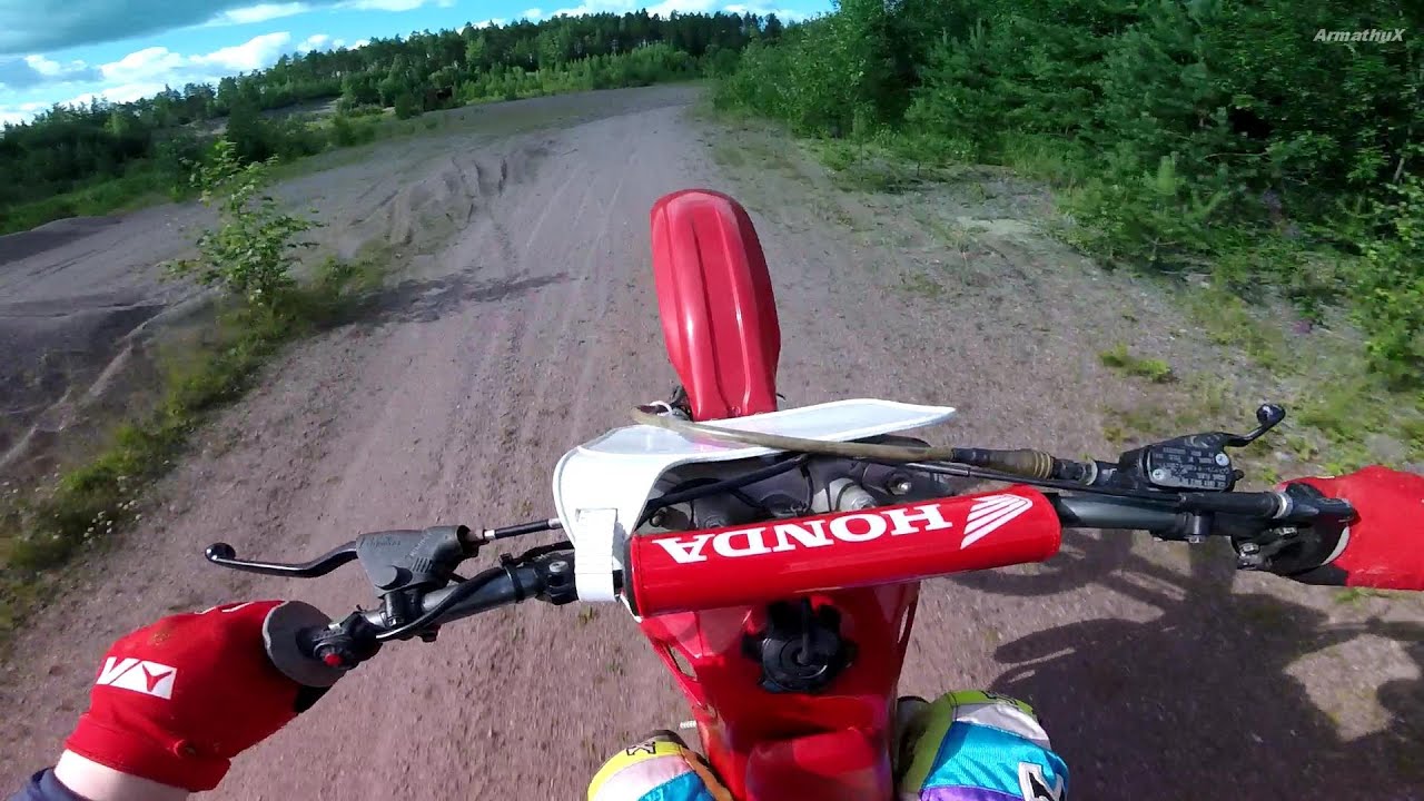 Honda CR250R 2-Stroke (GoPro)
