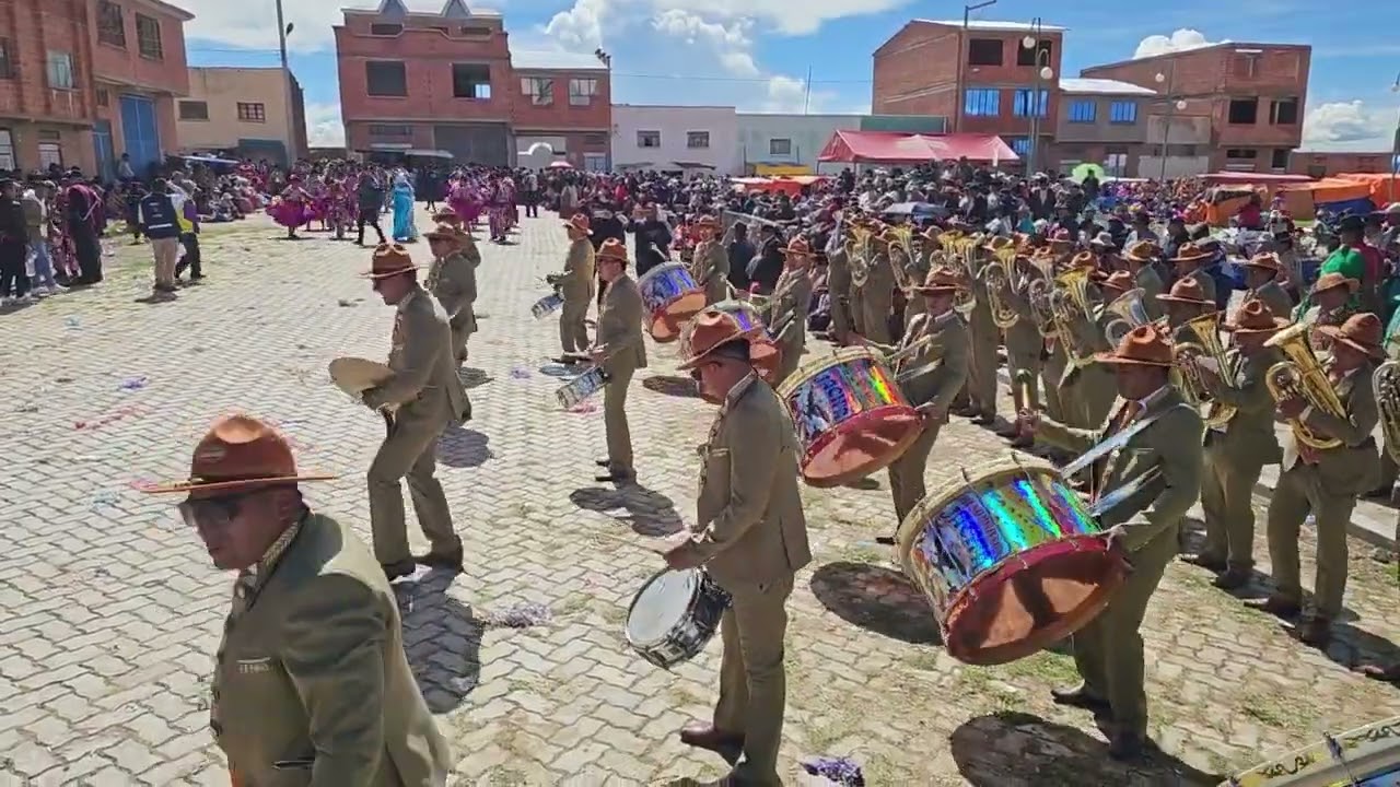 ENTRADA DE CHUTAS EN CHOJASIVI 2025 DIA 1
