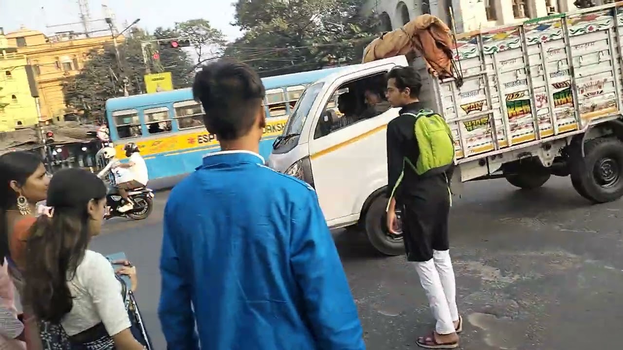 Esplanede KC Das xing, Kolkata