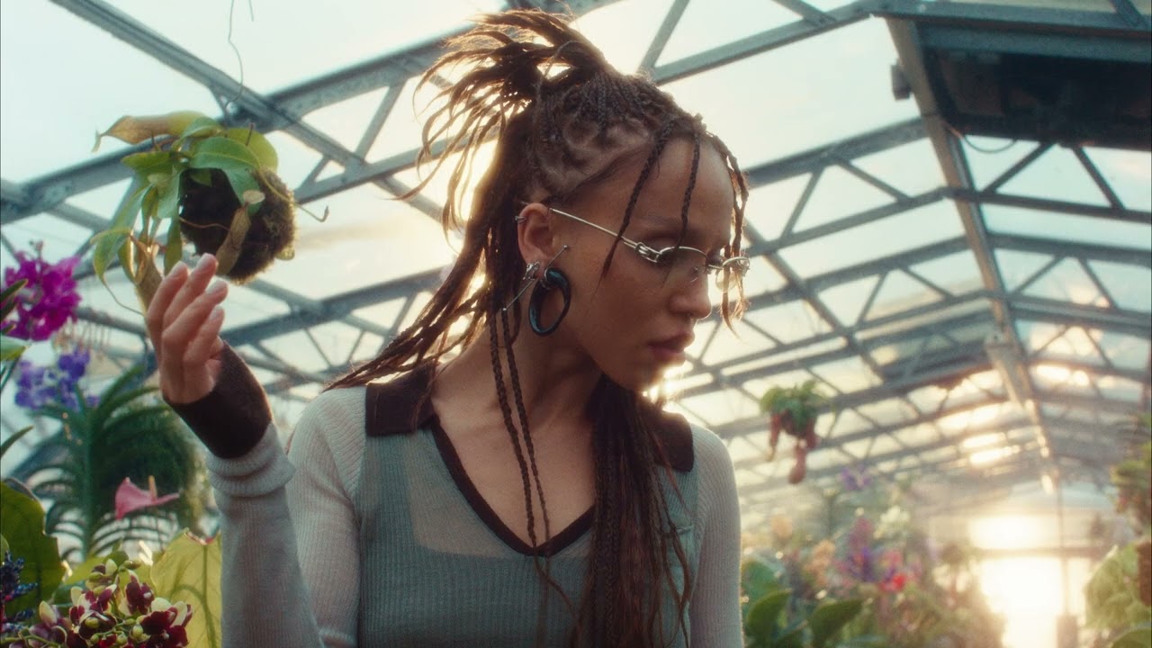 FKA TWIGS BLOSSOMS IN THE NEW GENTLE MONSTER CAMPAIGN