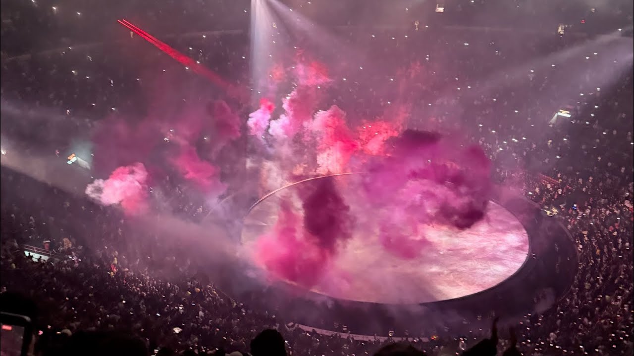 YE LIVE IN MEXICO CITY - Kanye West Stronger 2026 Performance 