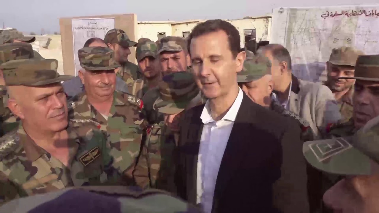 قبل قليل.. الرئيس الأسد مع رجال #الجيش_العربي_السوري على الخطوط الأمامية.. #الهبيط