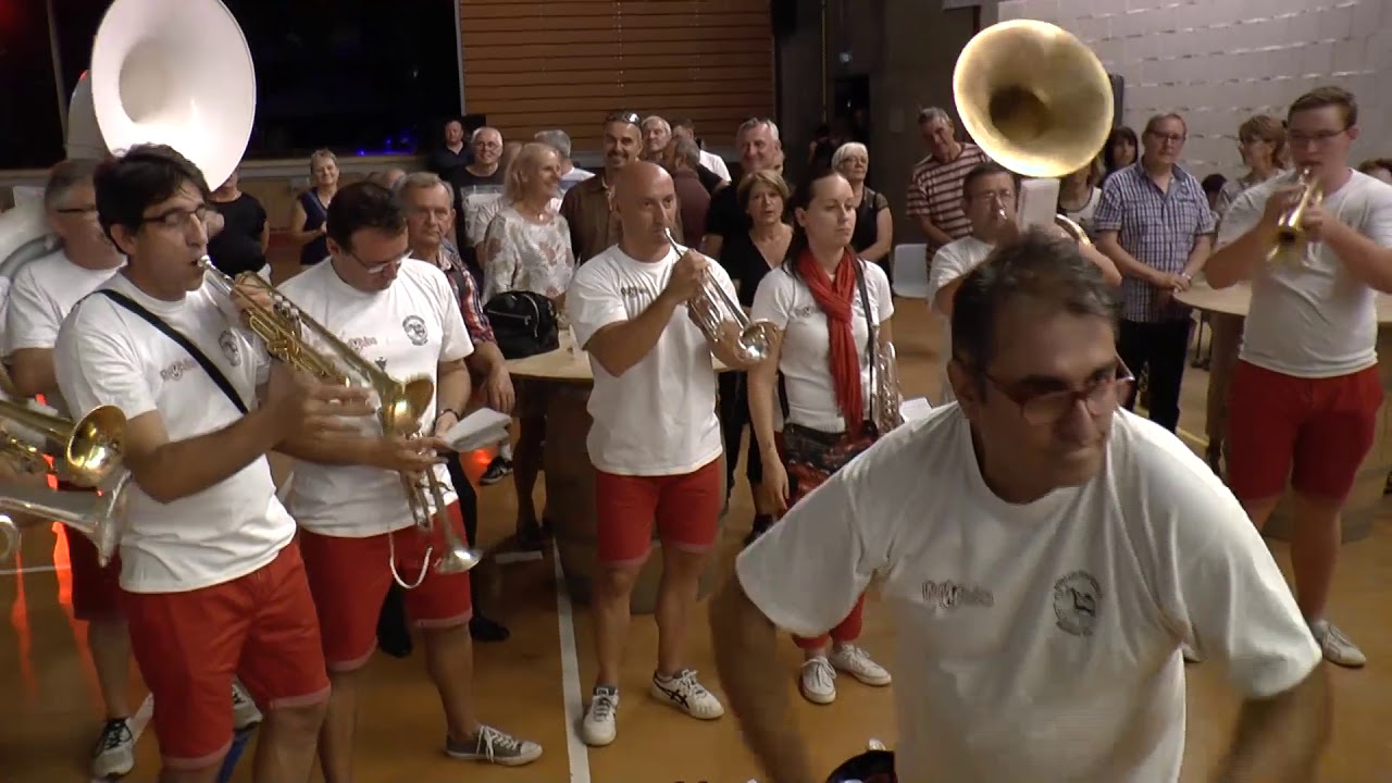 Phacochères ; Magic in the air