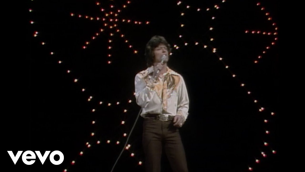 Johnny Rodriguez - Love Put A Song In My Heart (Live)