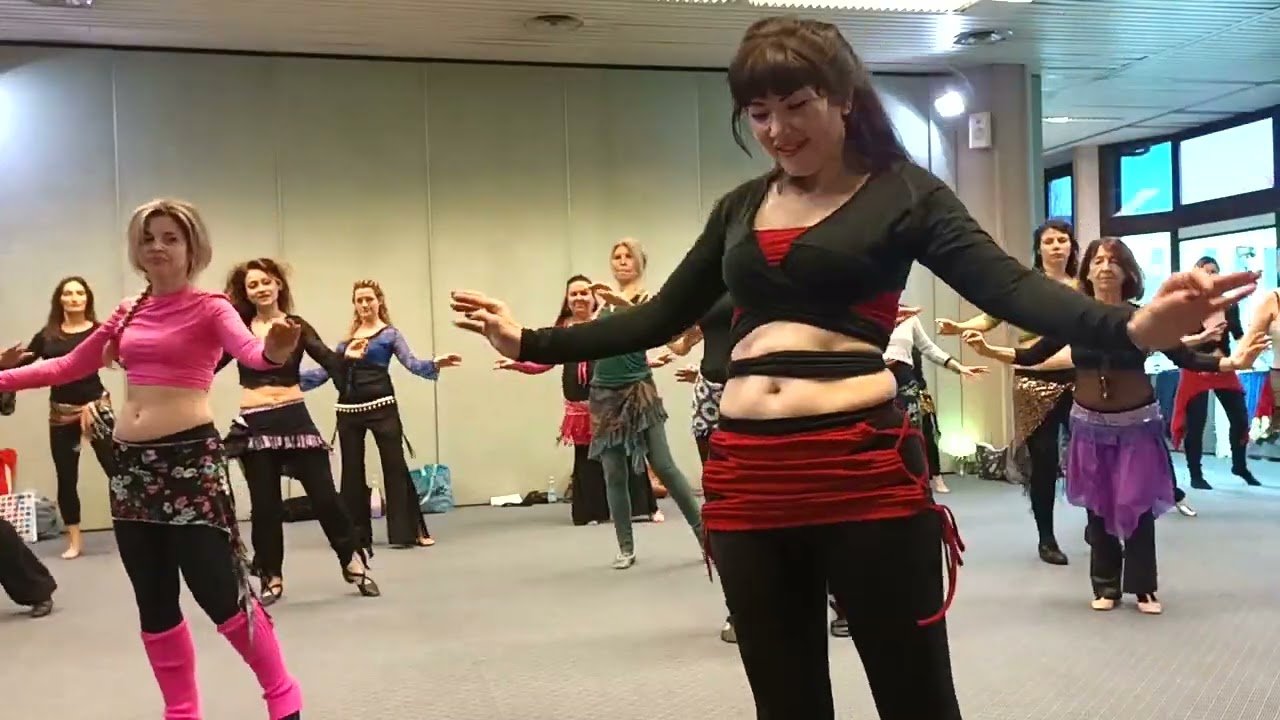 Belly dance workshop with Laura - 