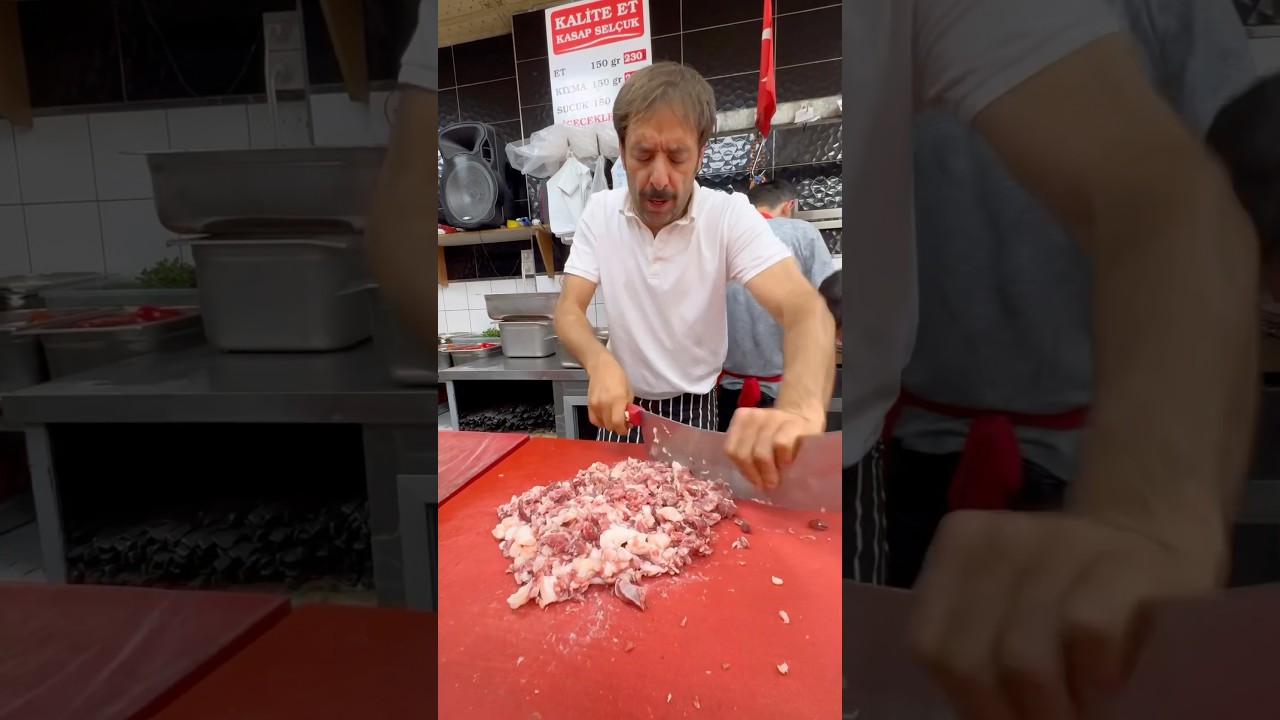 Bardzo pyszny kebab Antep w Kasap Sel&ccedil;uk Usta w Gaziantep w Turcji#shortsvideo#kebab #gaziantep