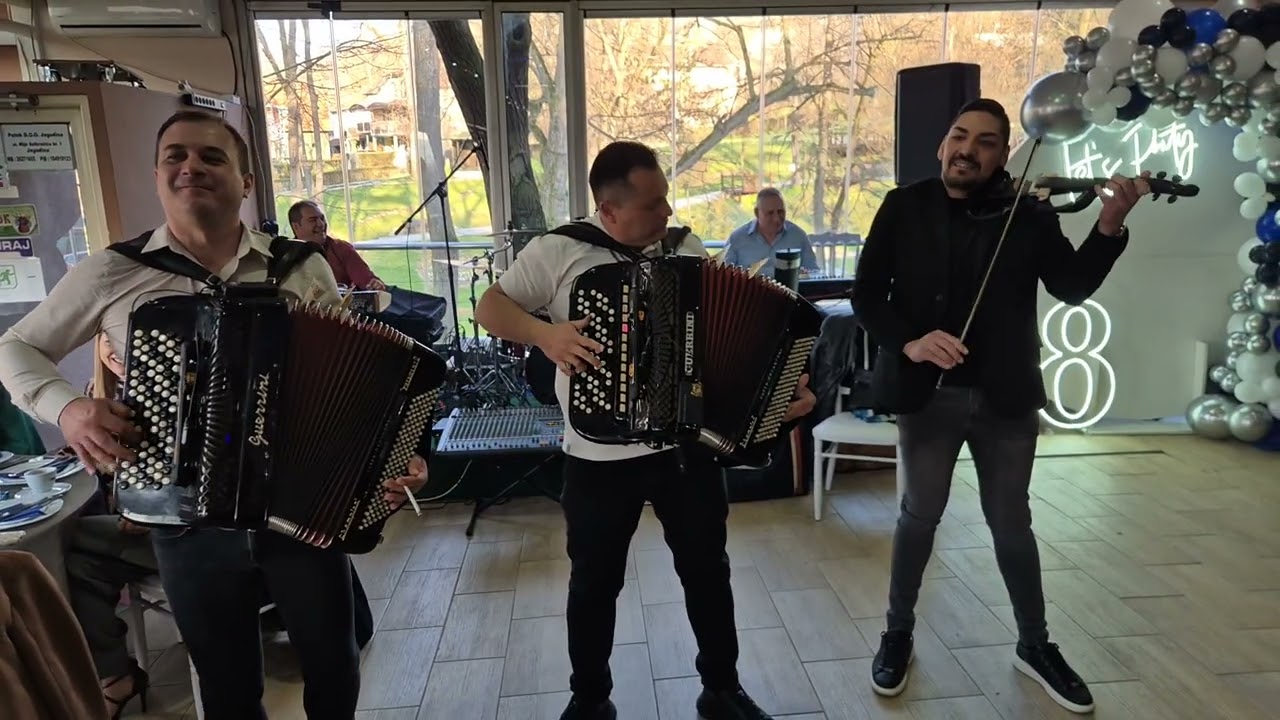 Orkestar Lavovi - Rodjendan Jagodina🍷🍷🍷