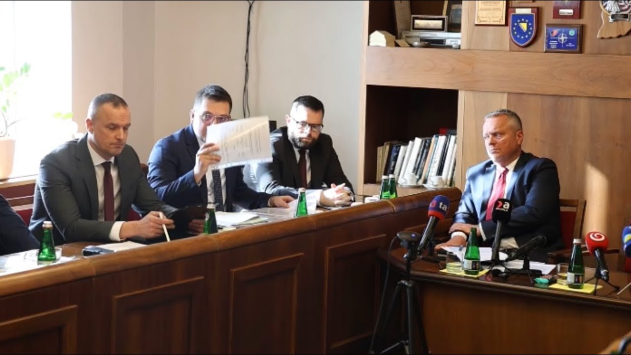 I. Melicher: MO pod vedením J. Naďa zámerne znefunkčnilo Migy, aby ich mohlo darovať na Ukrajinu