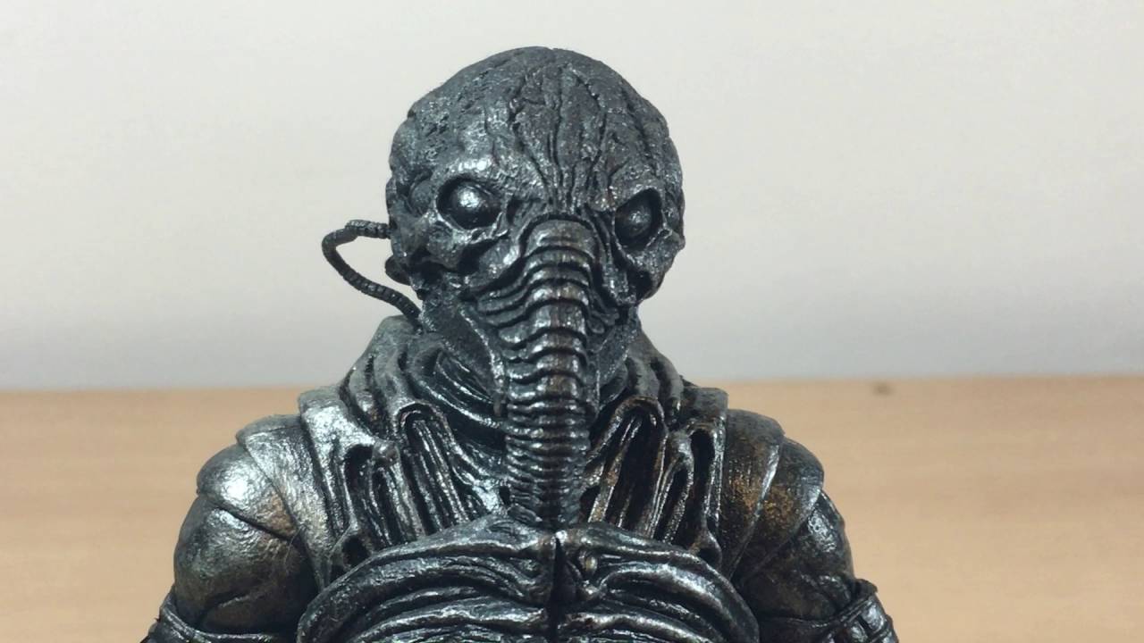 Prometheus Chair Suit Engineer (Space Jockey) de NECA en Español