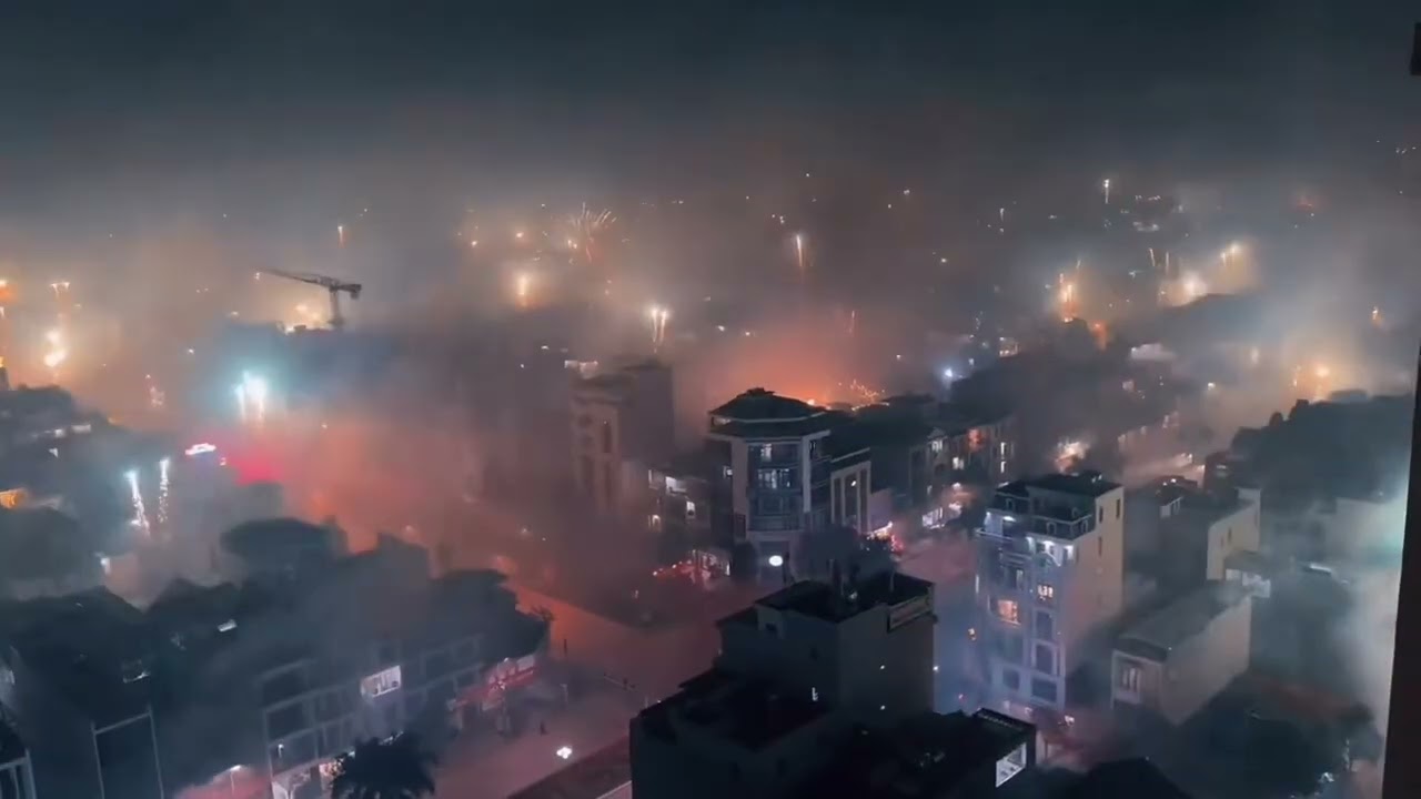 Cảnh đẹp năm 2025 sang 2026 