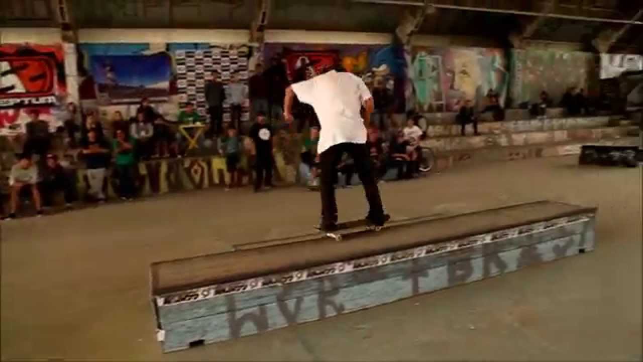 Best trick Anjuss 20 anos - Etapa Social Plaza (Colombo)