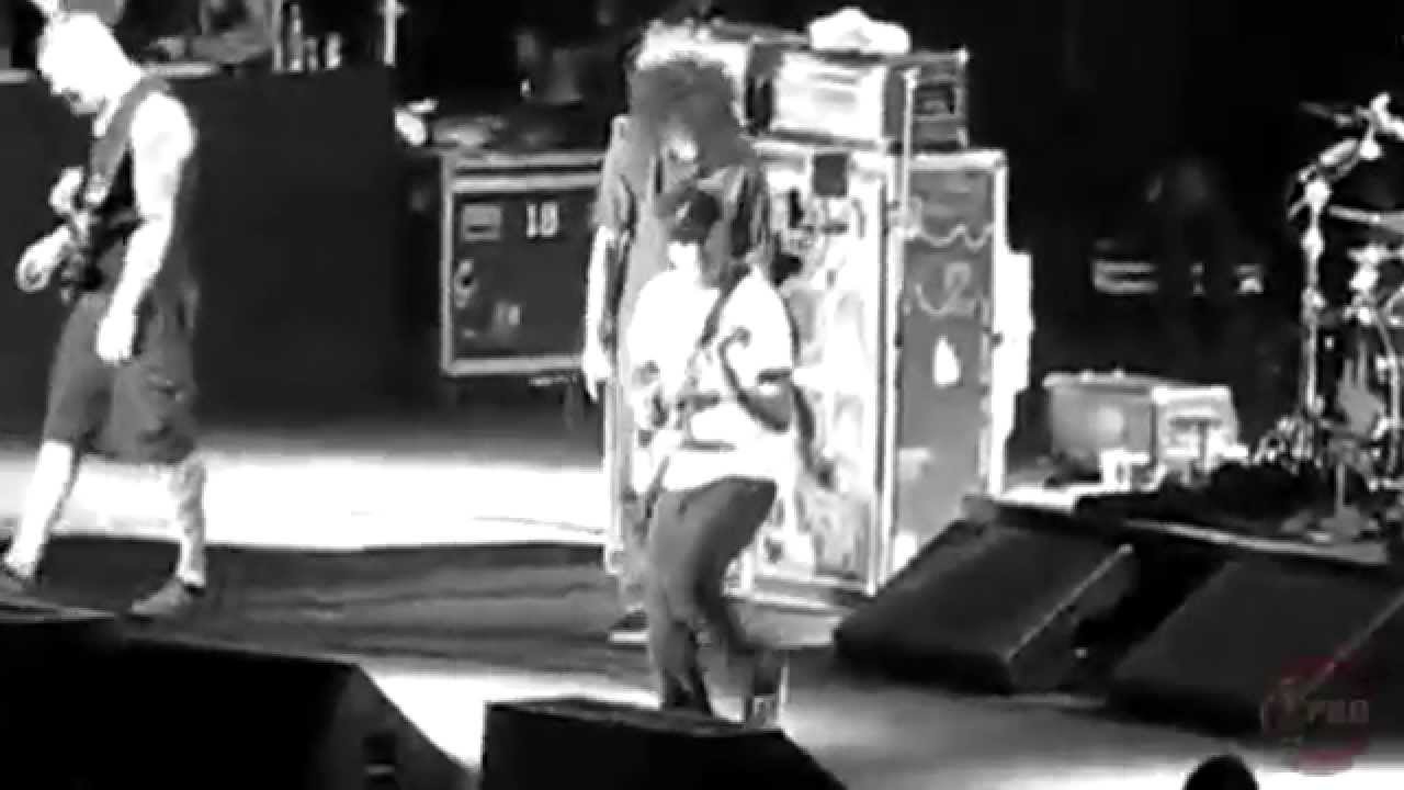 Rage Against The Machine - Know Your Enemy - MULTICAM (público) CHILE 2010