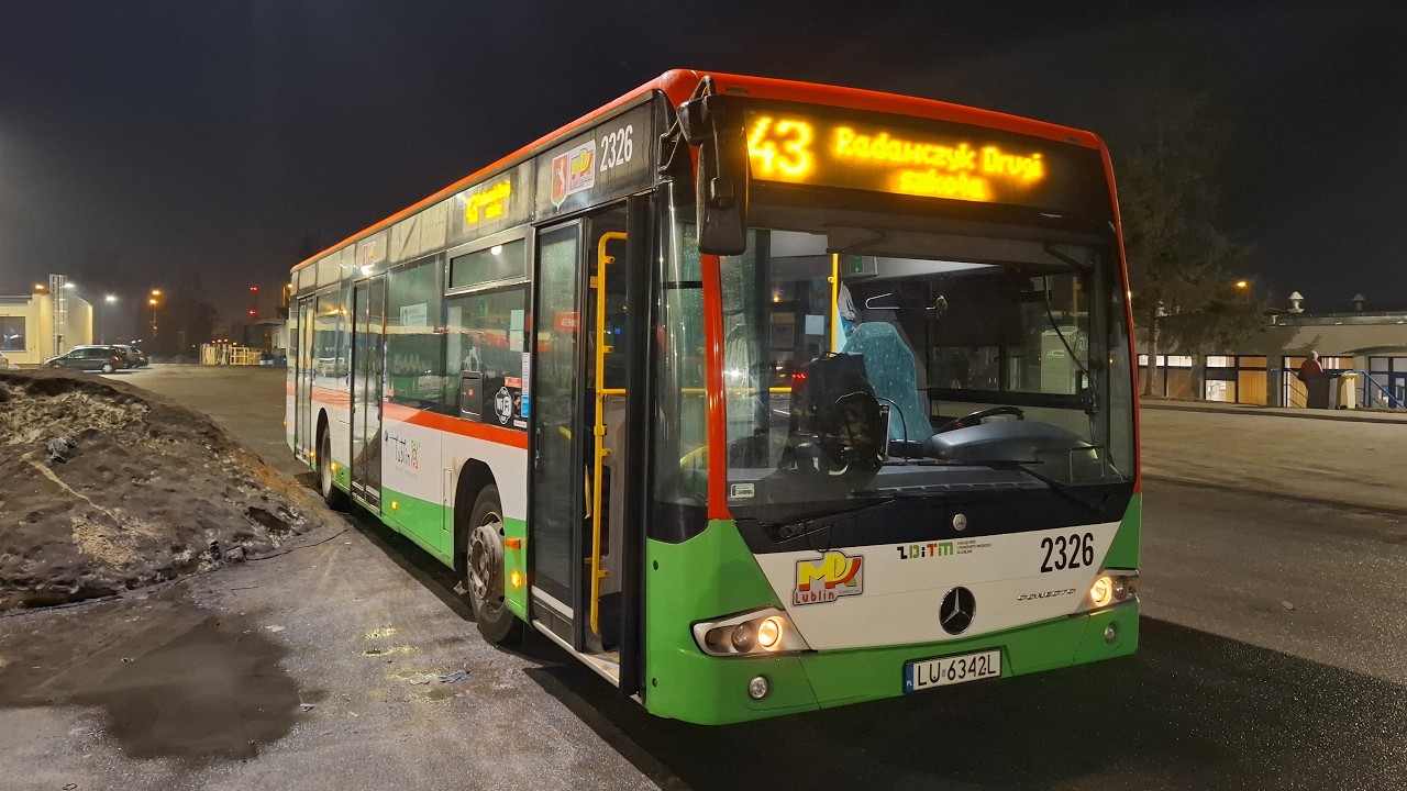 Linia 43 Węglin Wróbla - Radawczyk Drugi - szkoła