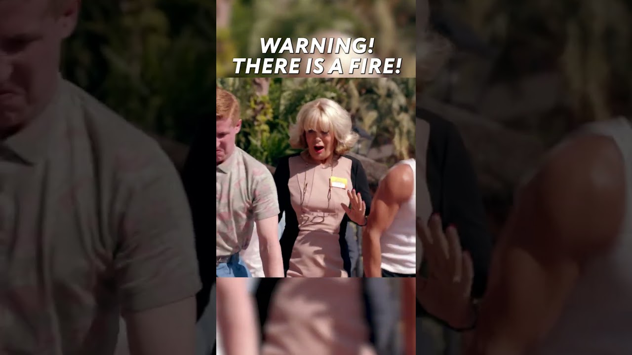 What is Kenneth doing? 🔥| Benidorm