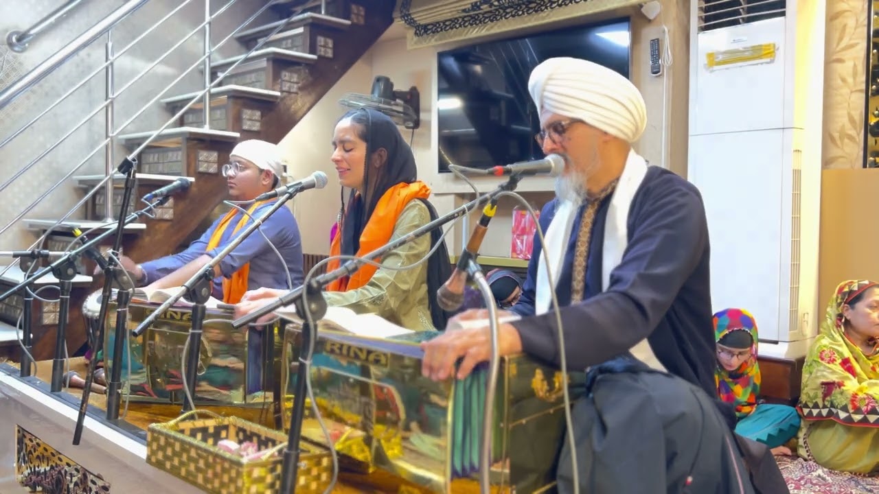 Khath ki  putri kha kre Bapuri | Bibi Amrita Kaur & Bhai Yadvinder Singh