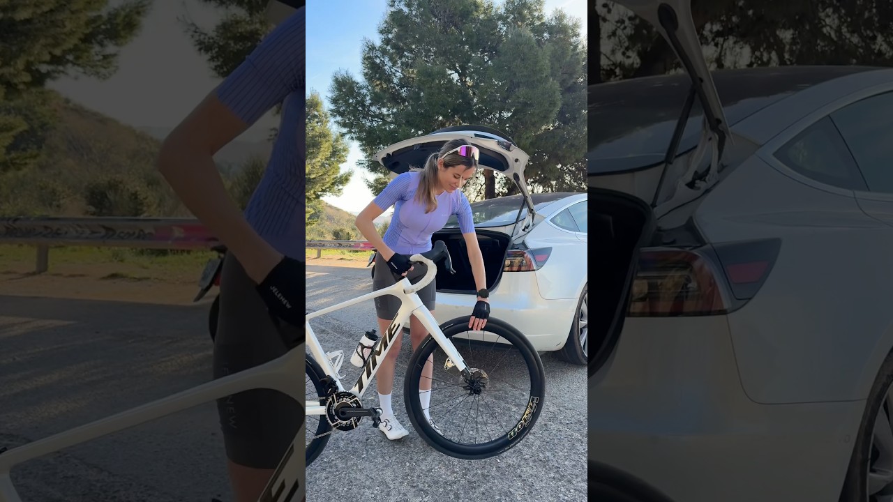 🚴&zwj;♀️🚴&zwj;♀️💗 Time with my #Time #cycling #roadcycling #ciclista #cyclinggirl