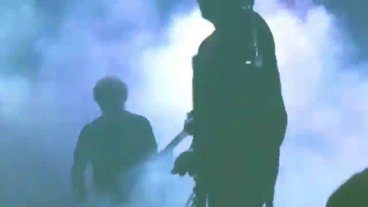 wmn n maN- WEN-liv en consrt