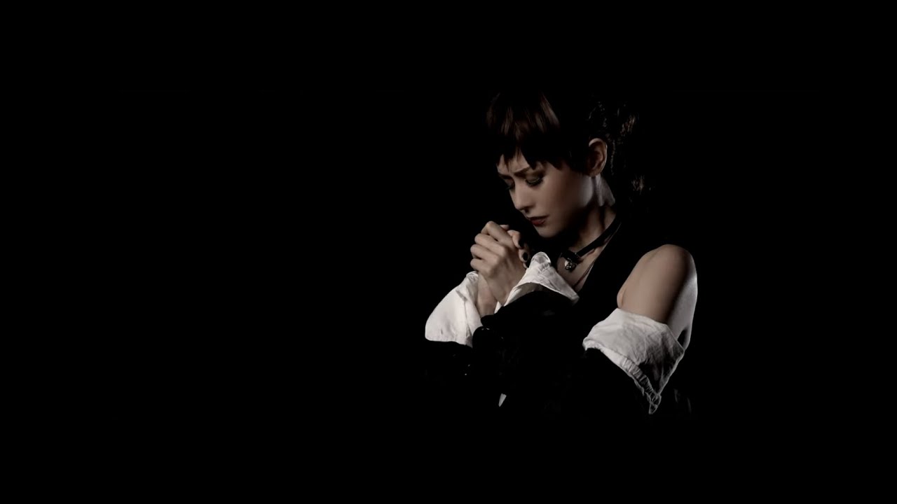 LIV MOON "Never..." OFFICIAL MV