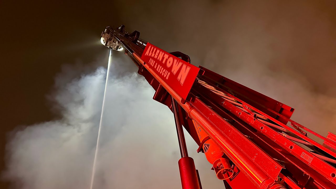 3 Alarm Fire Destroys Multiple Auto Shops, Allentown, Pennsylvania - 12.10.24