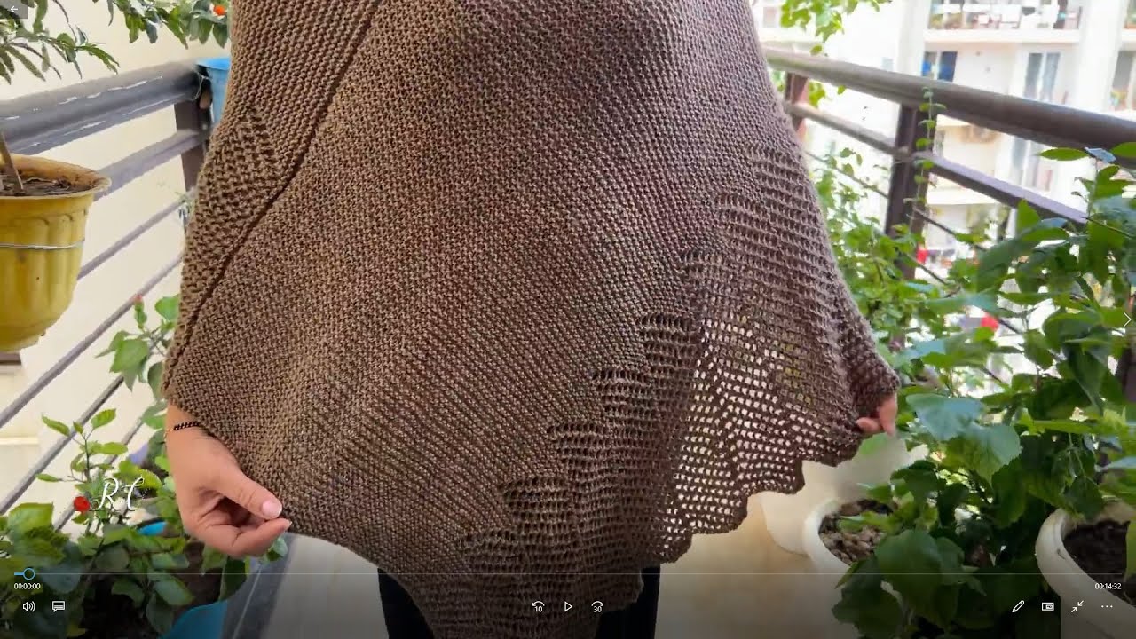 Knitting Elegant Ponchu Light Weight & stylish | सुंदर और स्टालिश पोंचू की बुनाई | Easy for Beginner