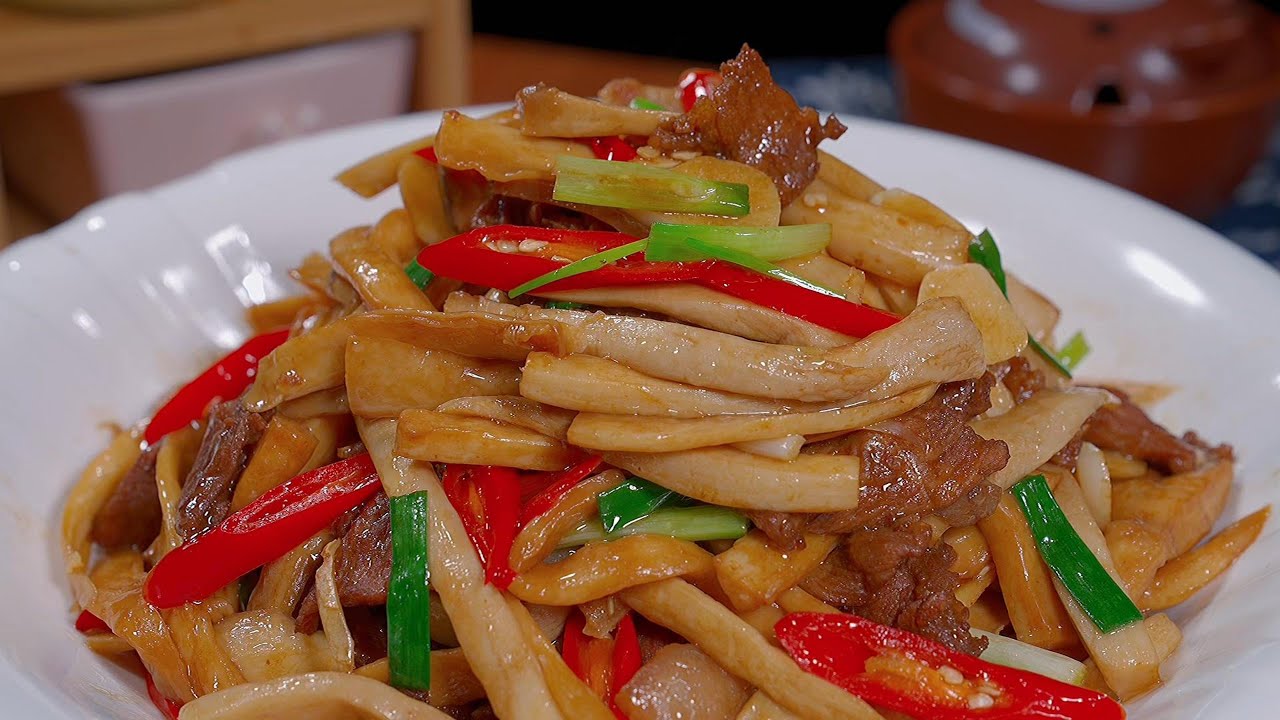 誰能想到，杏鮑菇放鍋裏蒸一蒸出鍋鮮香爽脆，太好吃了，超下飯 #美食 #阿見 #烹飪 #下飯菜 #杏鮑菇 #健康 #cooking #like #chinesefood #health