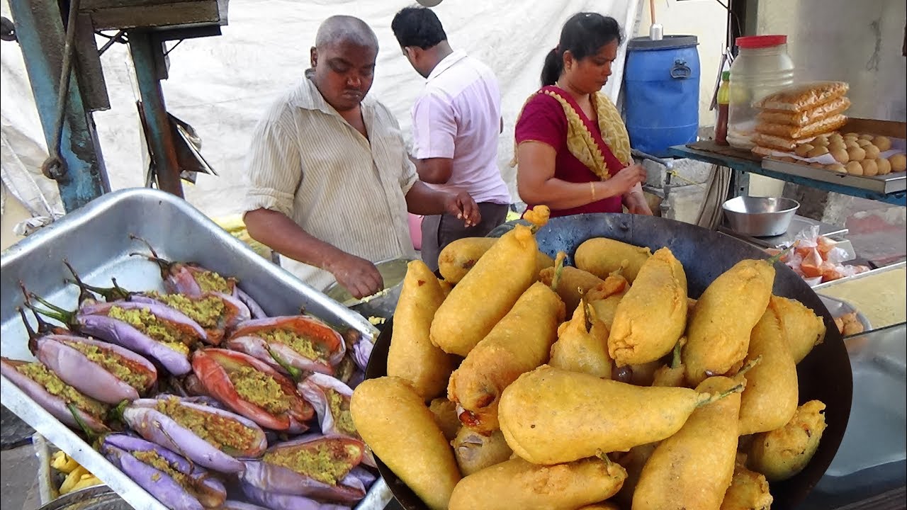 Over Thousands of People Eating Brinjal Bajji Everyday | Indian Breakfast | Street Food Guntur