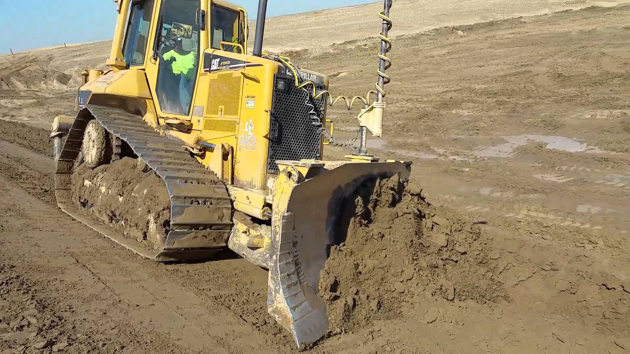 D6N 3:1 slope building with topcon twin Antena.