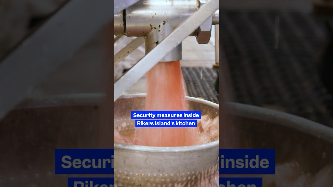 Knives chained to equipment: this is what #security looks like in the kitchen at #RikersIsland