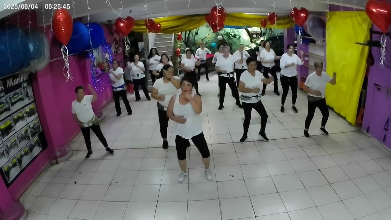 AY MAMÁ - Chayanne (Zumba fitness)