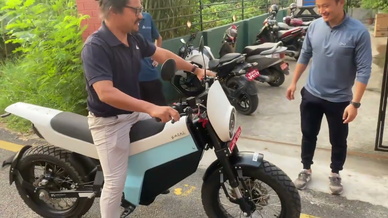 Trying out Yatri Bike