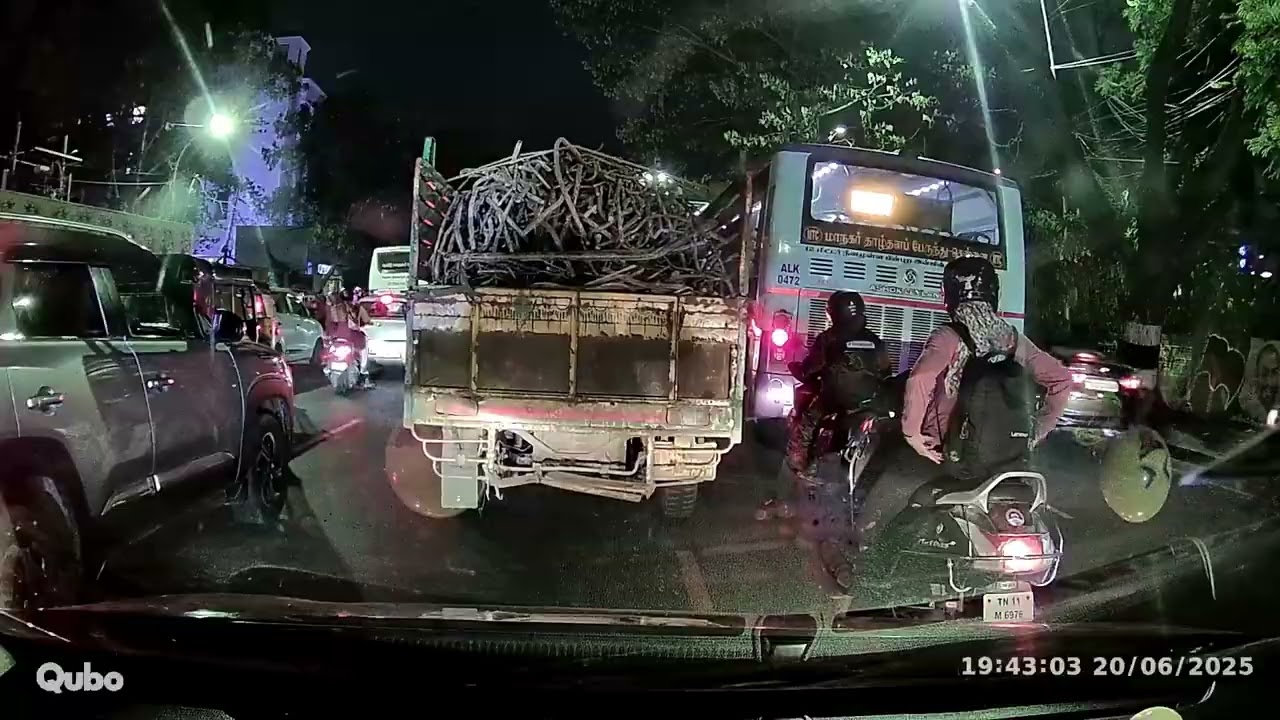 Drive in rain into city from ECR @ Chennai