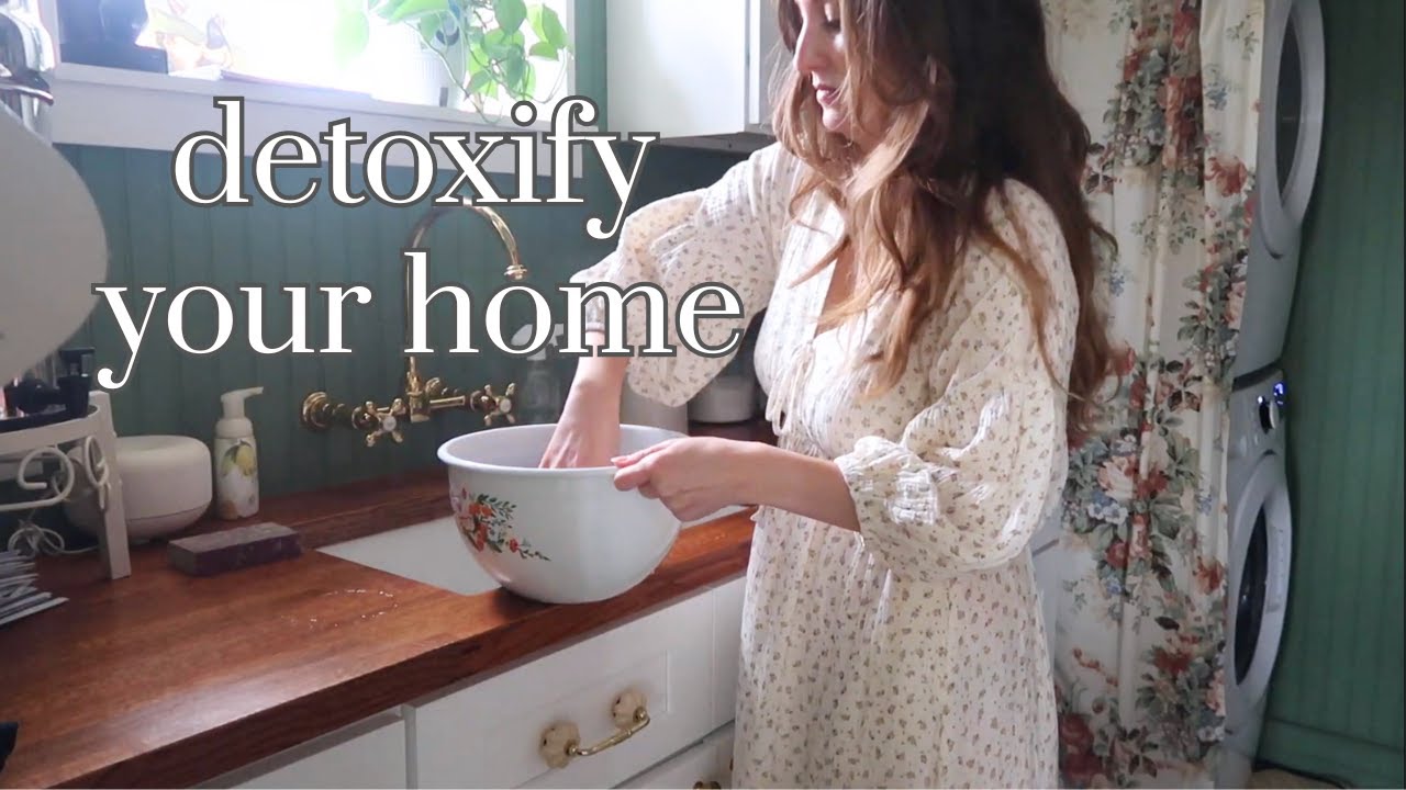 Easy non-toxic cleaning tips for a healthier home (budget friendly + DIYs)