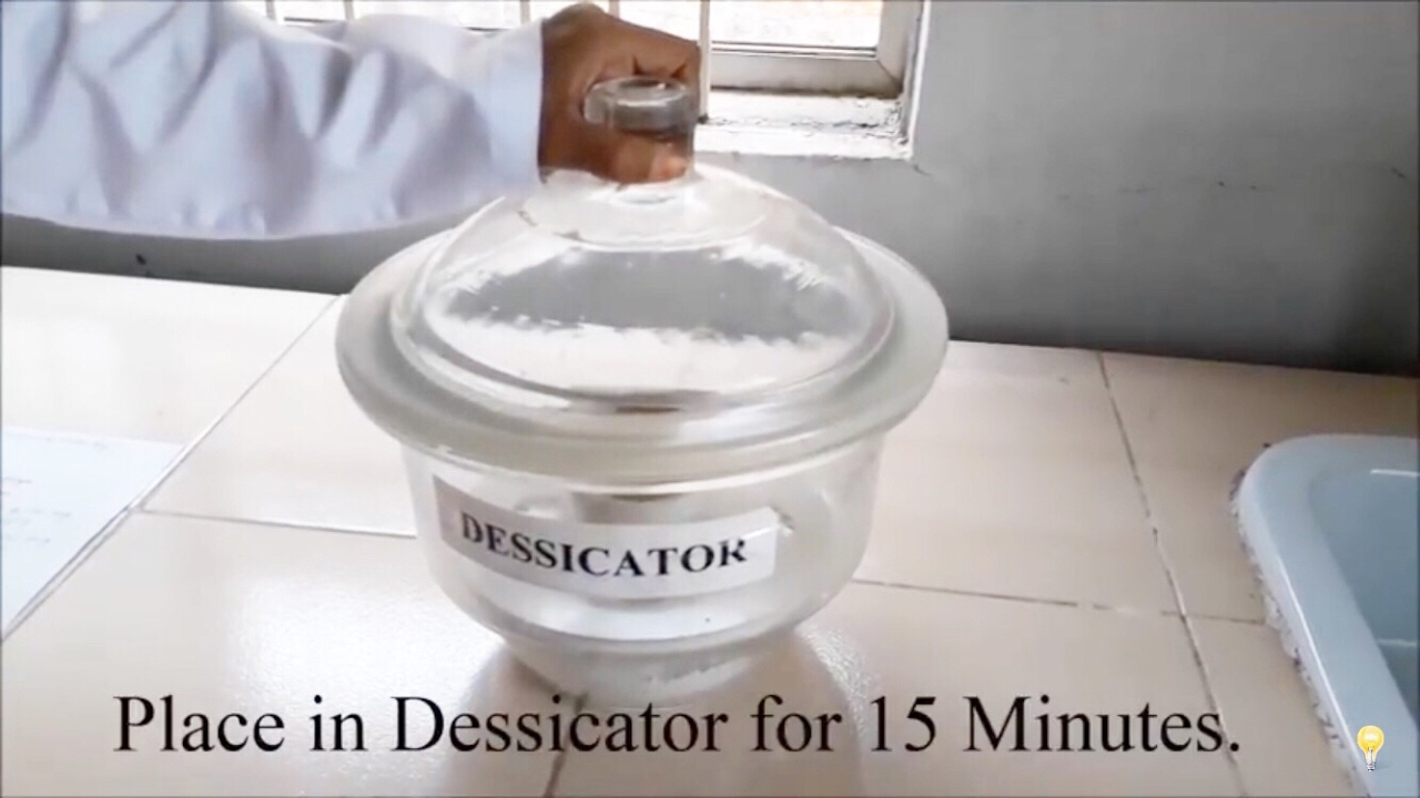 Determination of Moisture Content By Loss on Drying Method | Moisture Content Determination (Hindi)