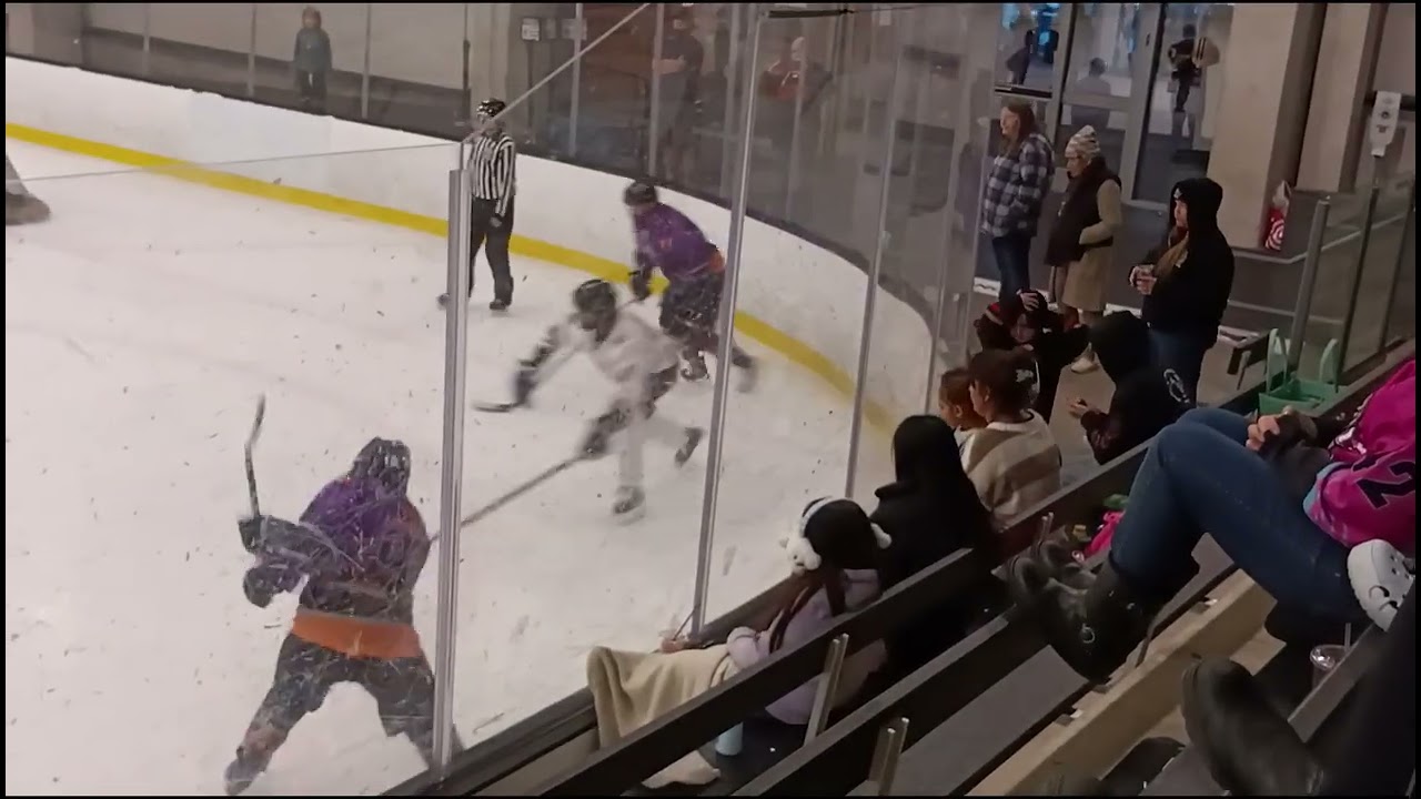 🏒 Luke 18:27 