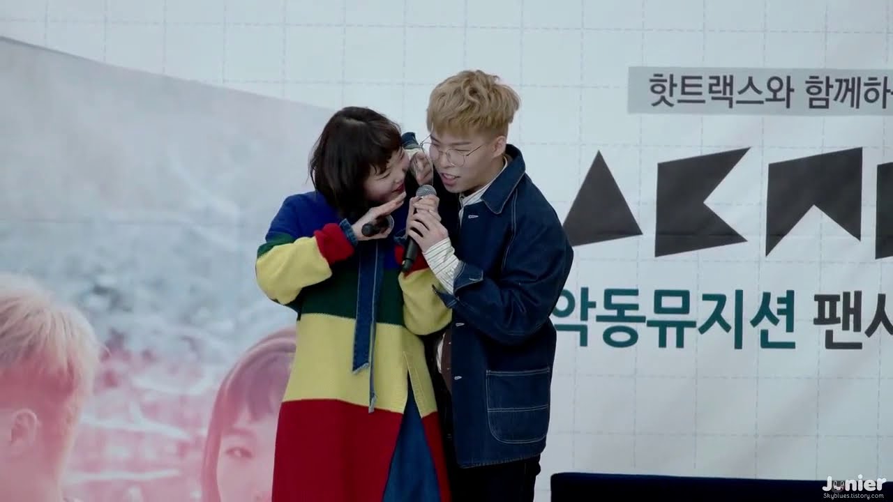 KPOP IDOLS VS MUSIC STOPS, TECHNICAL AND MIC PROBLEM ON STAGES